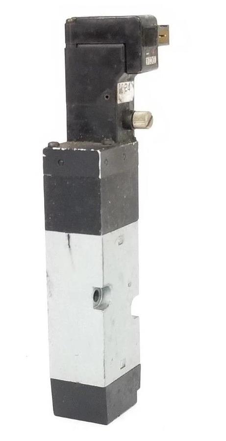 Used KURODA GCS2408 VALVE GCS-2408, 0.2~0.8 MPa, DC 24