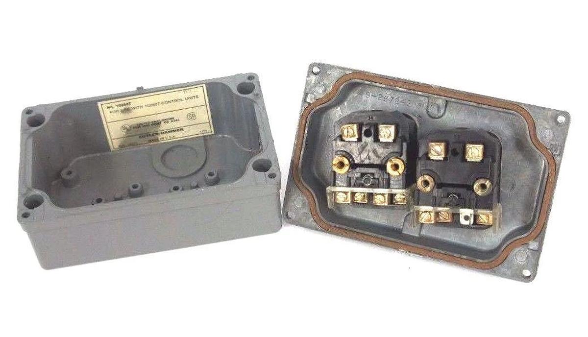 Used CUTLER HAMMER 10250T ENCLOSURE W/ (2) ALLEN BRADLEY 800T-PT16 SER N PUSH BUTTONS