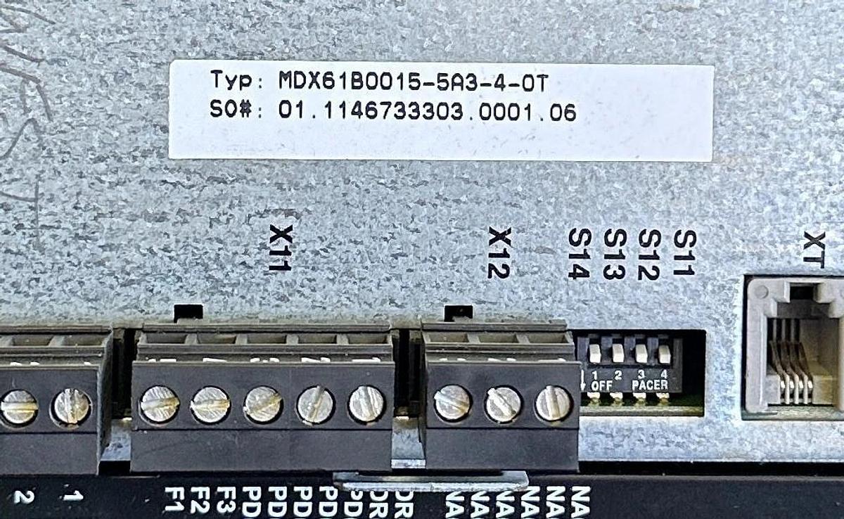 Used SEW EURODRIVE MDX61B0015-5A3-4-0T / 08279756 / MDX61B-0T MOVIDRIVE 08249571