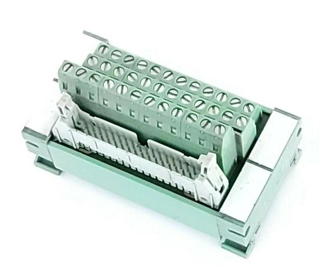 Used PHOENIX CONTACT UM 45-FLKS34 VARIOFACE MODULE NR. 2962670