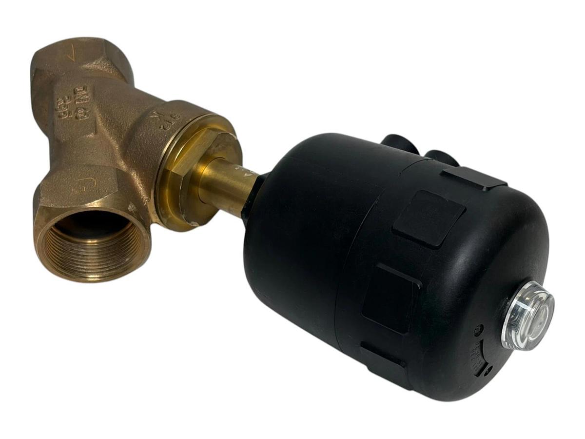 Burkert 2000 A 40.0 PTFE G1 1/2 Pneumatic Angle Seat Valve 9054072 9Bar