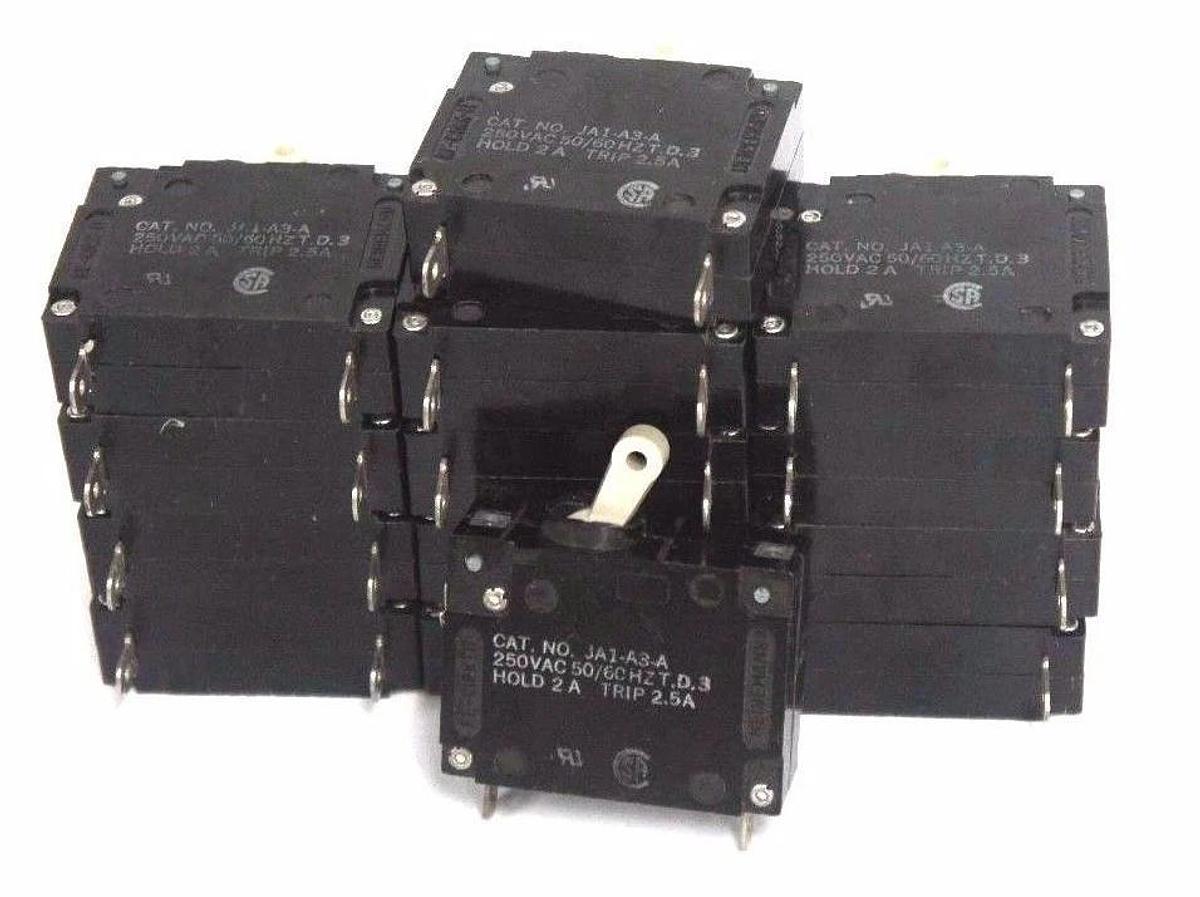 Used LOT OF 14 HEINEMANN JA1-A3-A CIRCUIT BREAKER HOLD 2A, TRIP 2.5A, JA1A3A