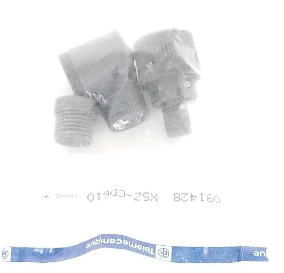 Used NEW TELEMECANIQUE XSZ-CD610 SENSOR CONNECTOR KIT 091428