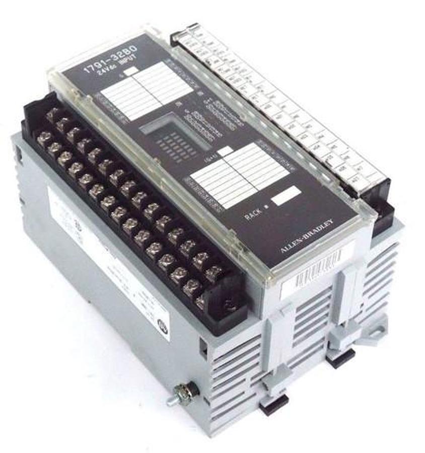 Used ALLEN BRADLEY 1791-32B0 B I/O BLOCK 179132B0 SER. B