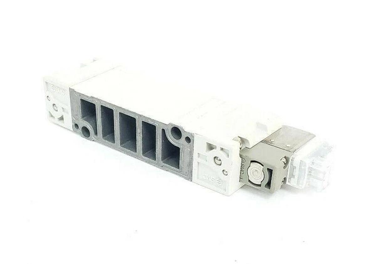 Used SMC SY7240-5LOZ-02 DOUBLE SOLENOID VALVE SY72405LOZ02