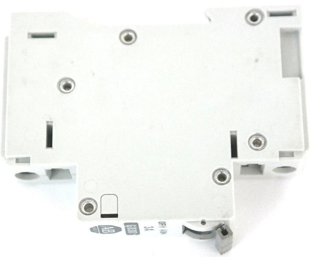 Used ALLEN BRADLEY 1492-CB1-G-030 ENERGY LIMITING MINIATURE CIRCUIT BREAKER SER. B