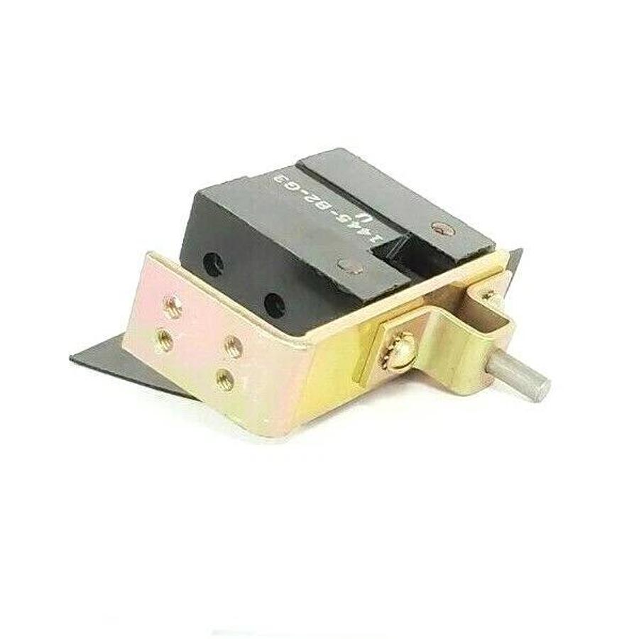 Used SQUARE D 1445-B2-G3 LIMIT SWITCH 1445B2G3