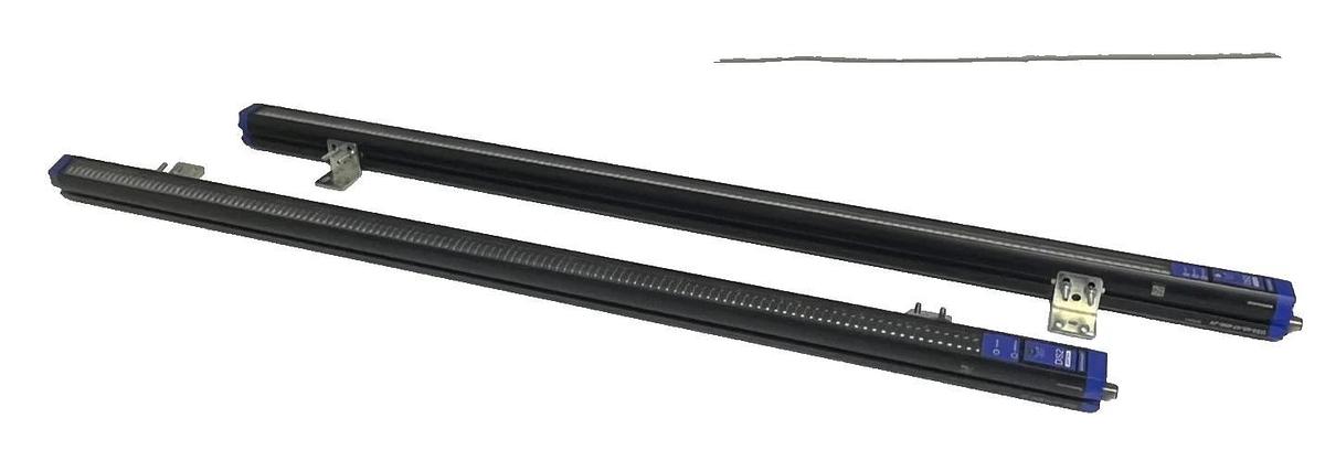 Used DATALOGIC DS2-05-07-090-JV Light Grid Set 900mm H 5m Range 7mm Beam Sep