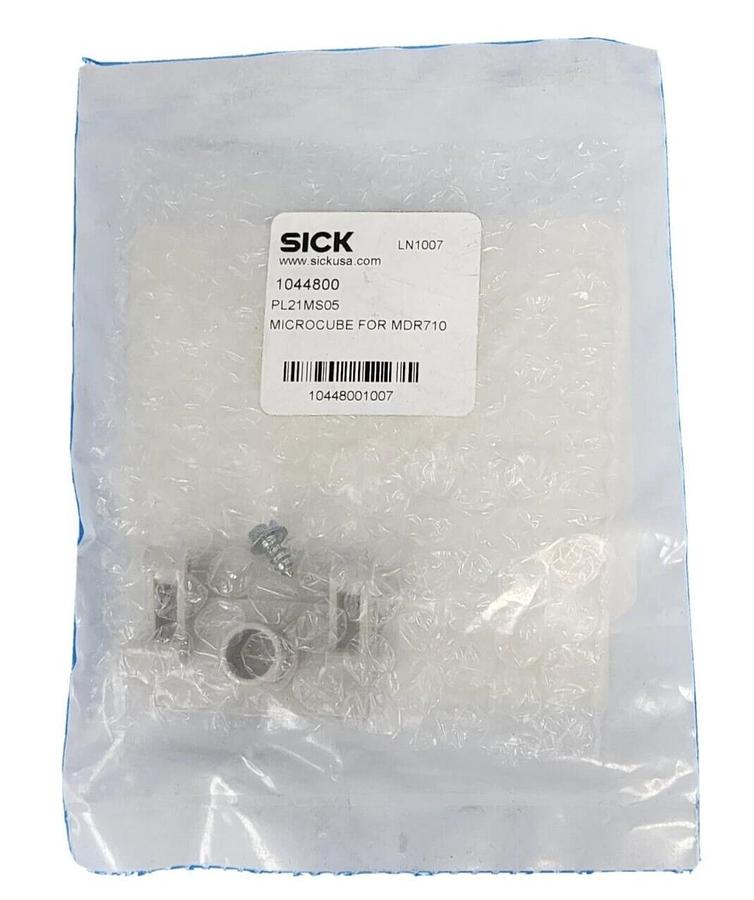 Used NEW SICK 1044800 REFLECTOR MICROCUBE FOR MDR710, PL21MS05