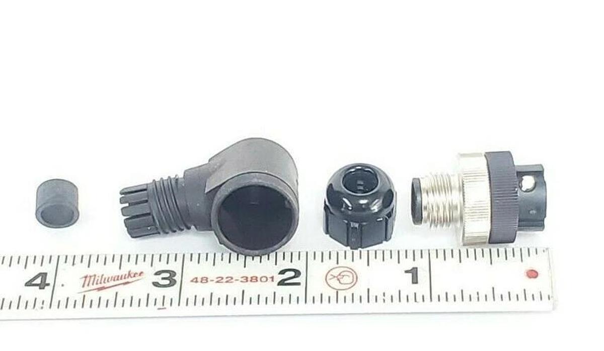 Used LOT OF 6 NEW BALLUFF C21 DN3-7 1/2" AC CORDSETS 151810