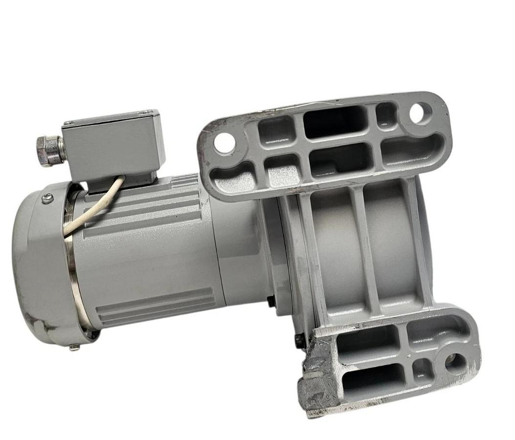 Nissei GTR G3L32N600-BBH1 1-Phase Induction Gearmotor Parallel Shaft Ratio 600:1