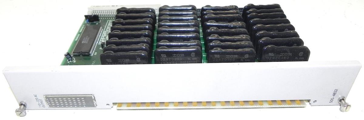 Used SIEMENS TEXAS INSTRUMENTS 505-4832 OUTPUT MODULE 32POINT DIGITAL 110-220VAC