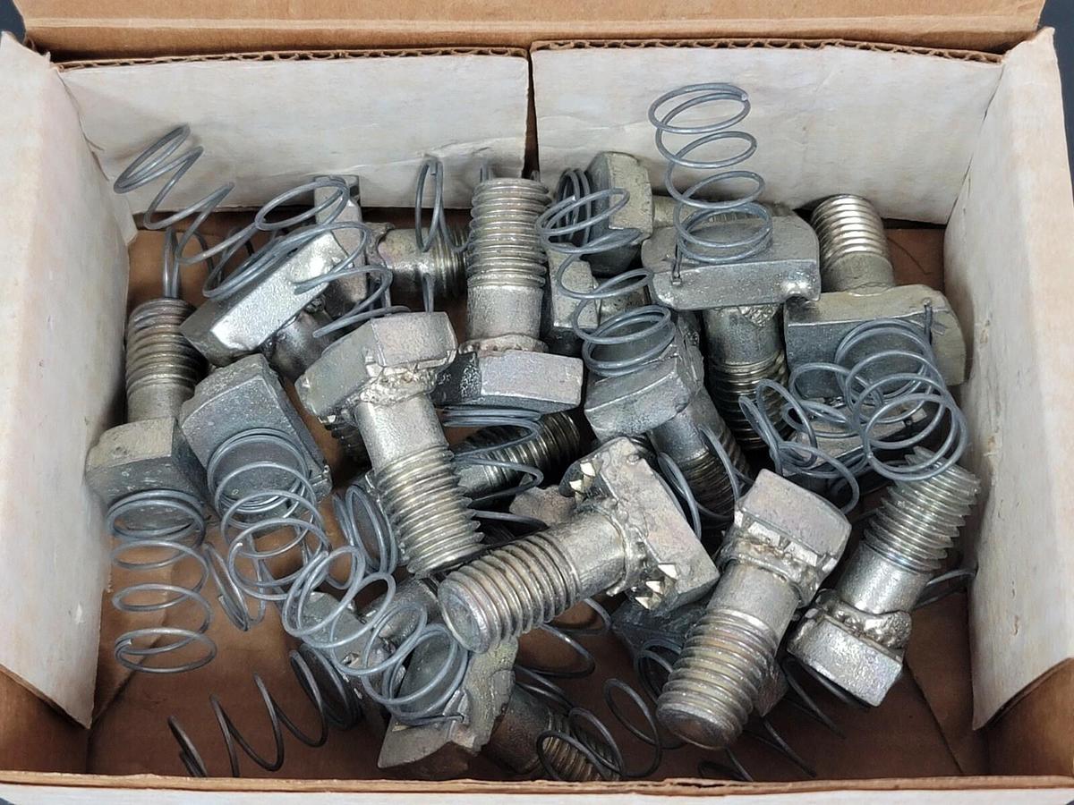 Used BOX OF 20 NEW UNISTRUT N2382-3 EG STUD NUTS N2382-3-EG N23823