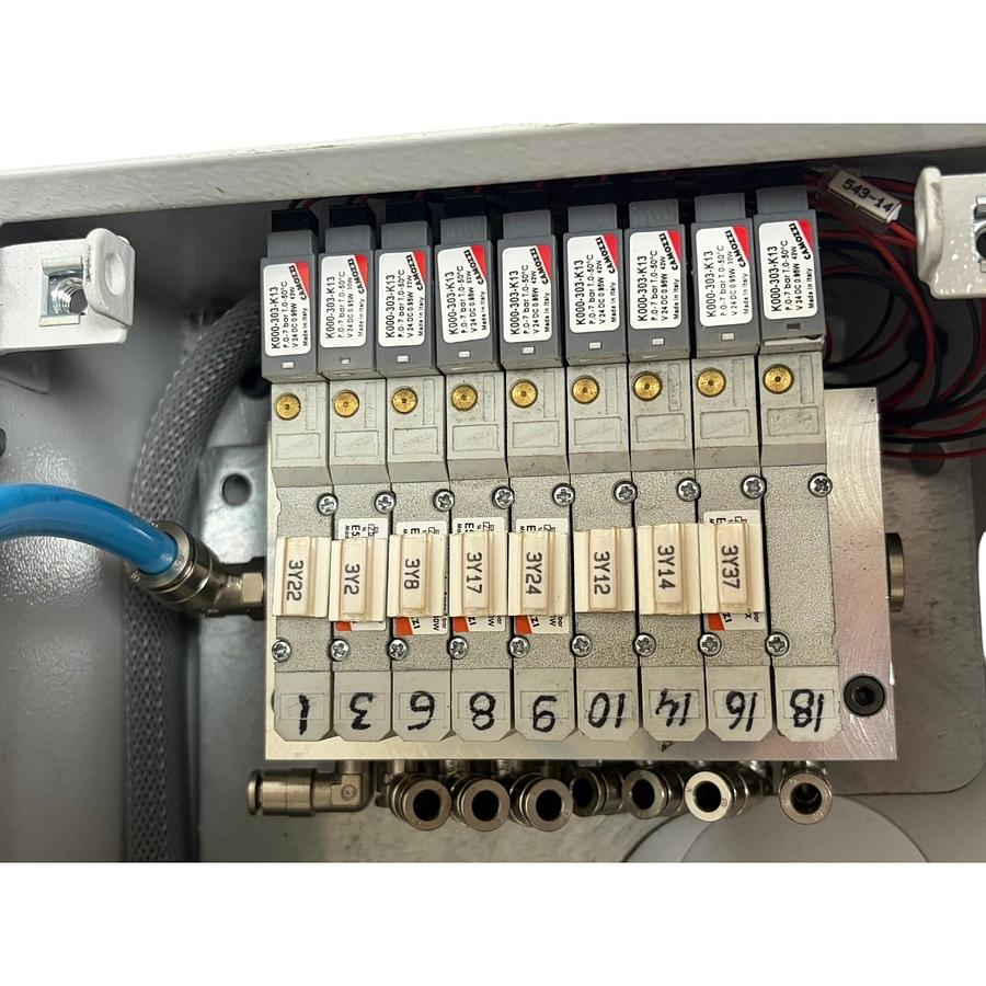 Used Camozzi E520-16-10 Valve Manifold Box w/ K000-303-K13 Solenoids 24V DC