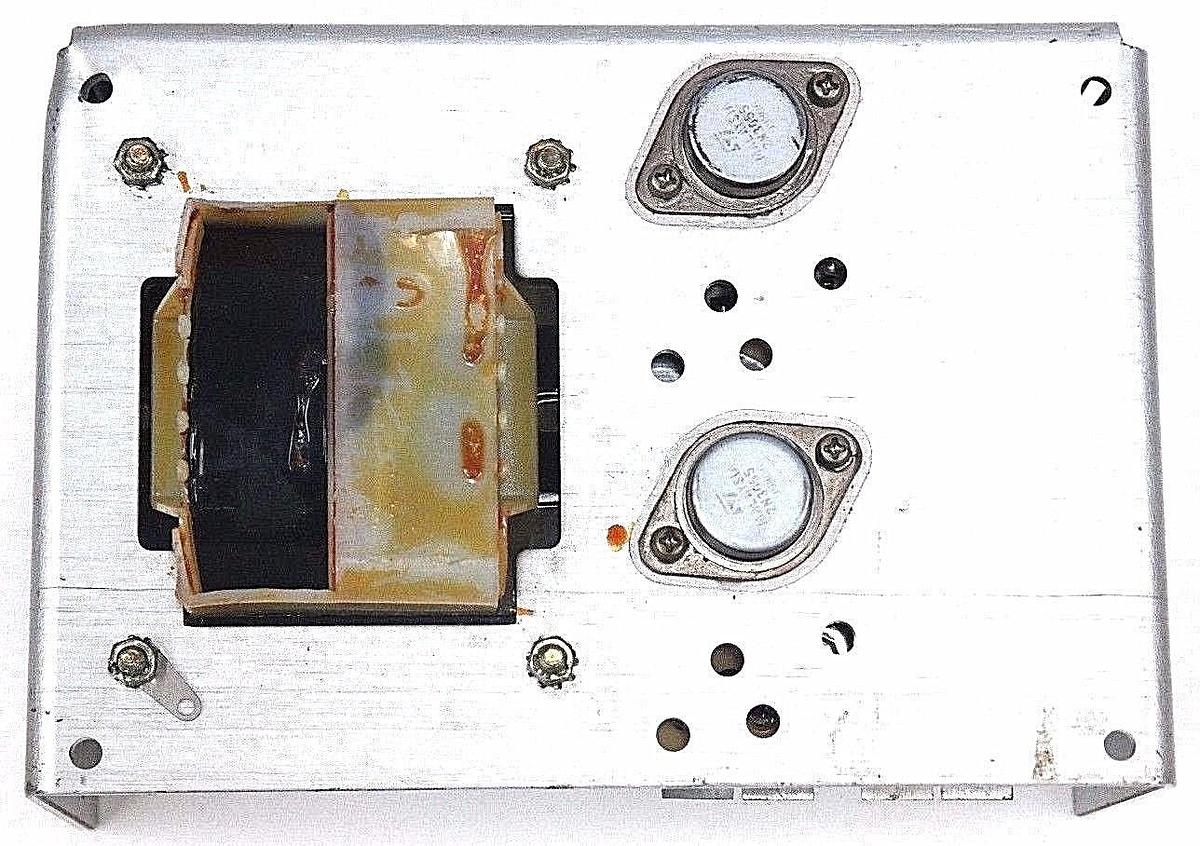 Used SOLA SLS-24-036T REGULATED POWER SUPPLY 24VDC@3.6A SLS24036Y