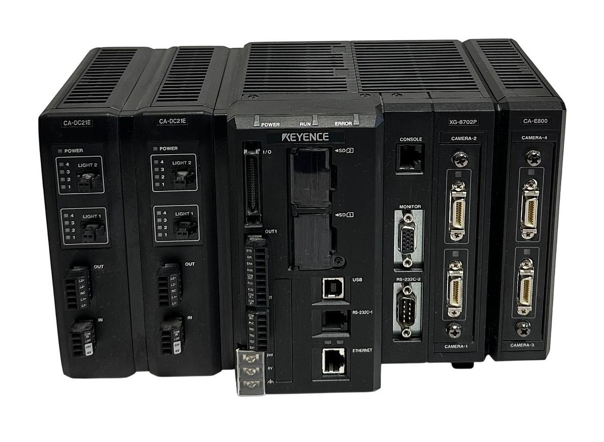Used KEYENCE XG-8702L / CA-DC21E MULTI-CAMERA IMAGING SYSTEM CA-E800 EtherNet USNP