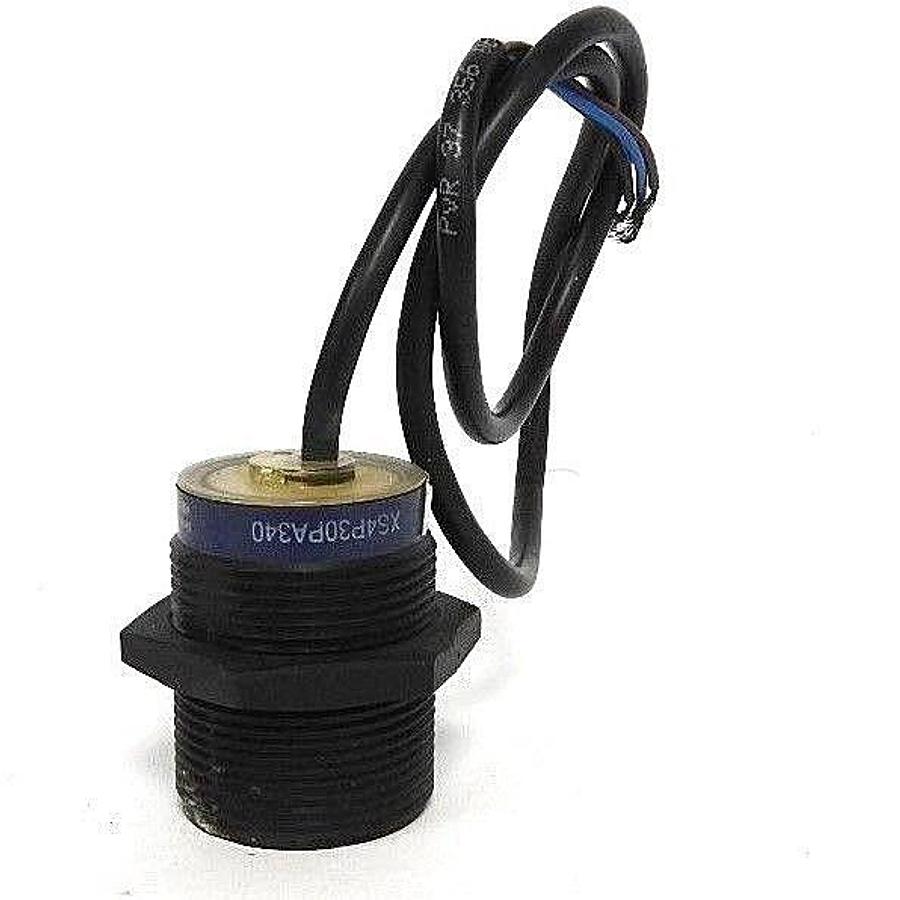 Used TELEMECANIQUE XS4P30PA340 INDUCTIVE SENSOR 12...24V, 200mA