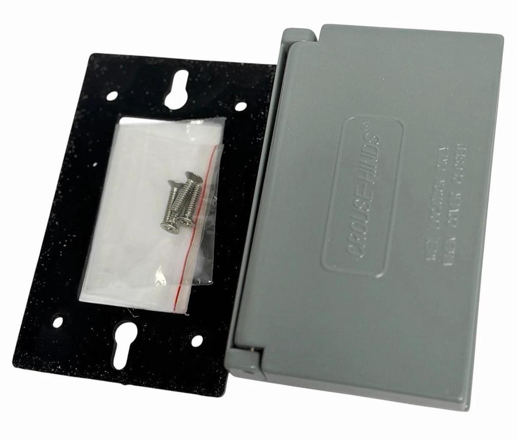 NIB CROUSE-HINDS WLGF FS RECEPTACLE COVER 1 GANG DVC MOUNT-HORIZONTAL