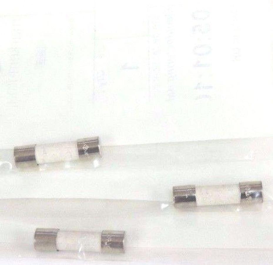 LOT OF 3 NEW MARKEM B04297AA-01 FUSES T5A 200MM HRC