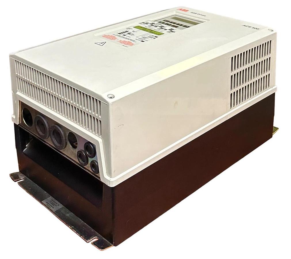 Used ABB ACS501-007-2-00P2 / ACS501007200P2 ACS 500 AC DRIVE 7.5/10HP 208-240VAC 3PH