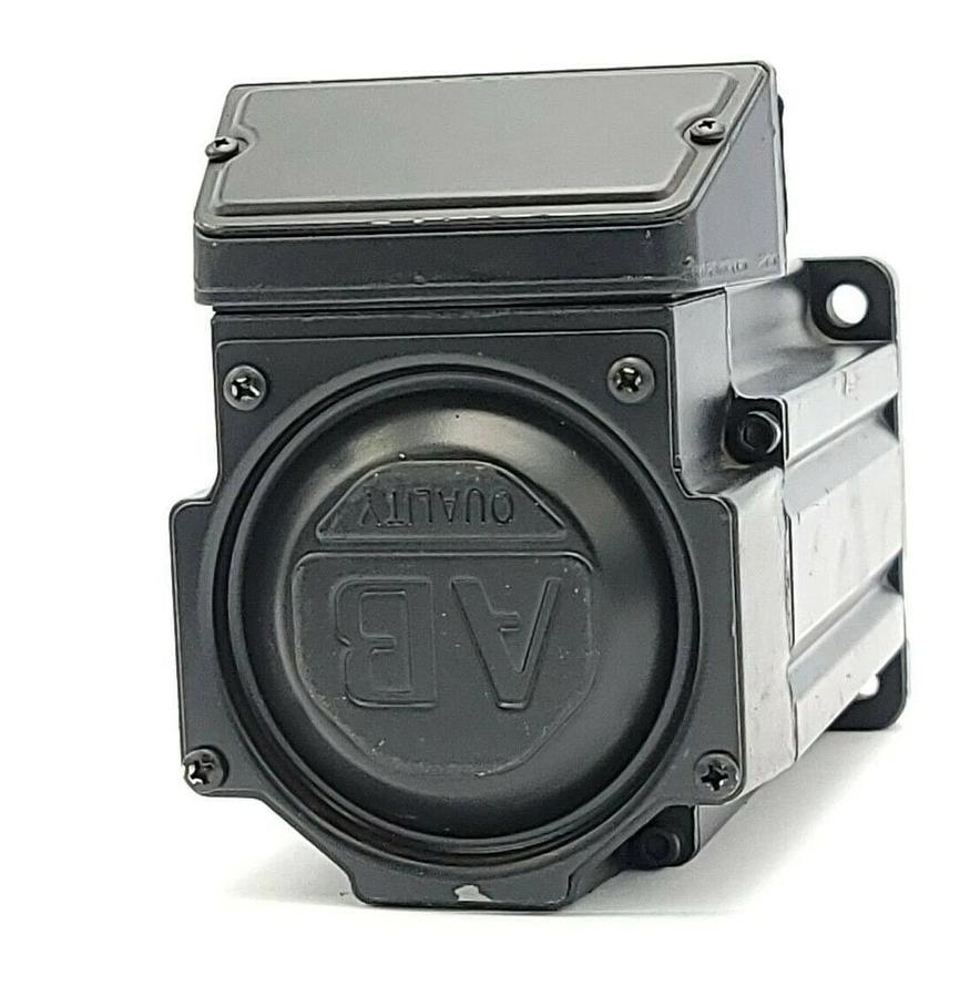 Used ALLEN BRADLEY MPL-A310F-SJ24AA SERVO MOTOR SER. A P/N: 7031-01-4304, 3000 RPM