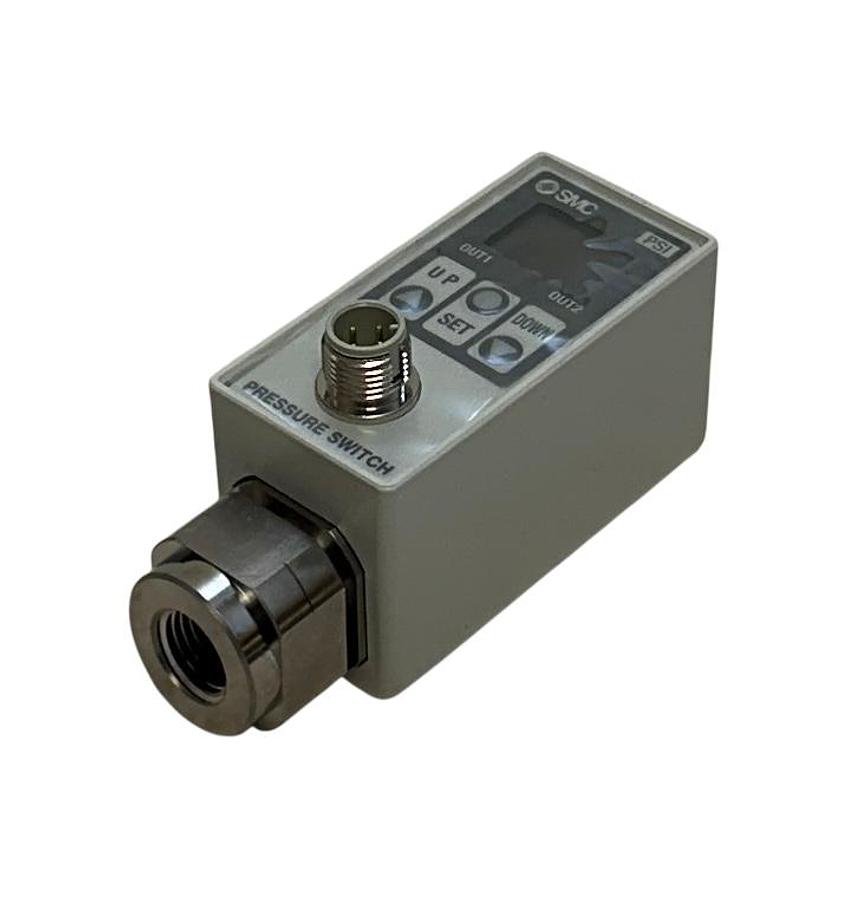 Used SMC ISE70-N02-27-PS / ISE70N0227PS Digital Pressure Switch ISE70/75 12-24V NSMP