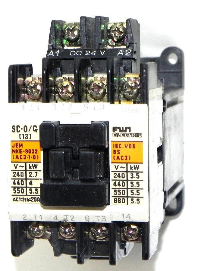 Used FUjI ELECTRIC SC-0/G CONTACTOR 4GC0F0, SC-O/G (13)