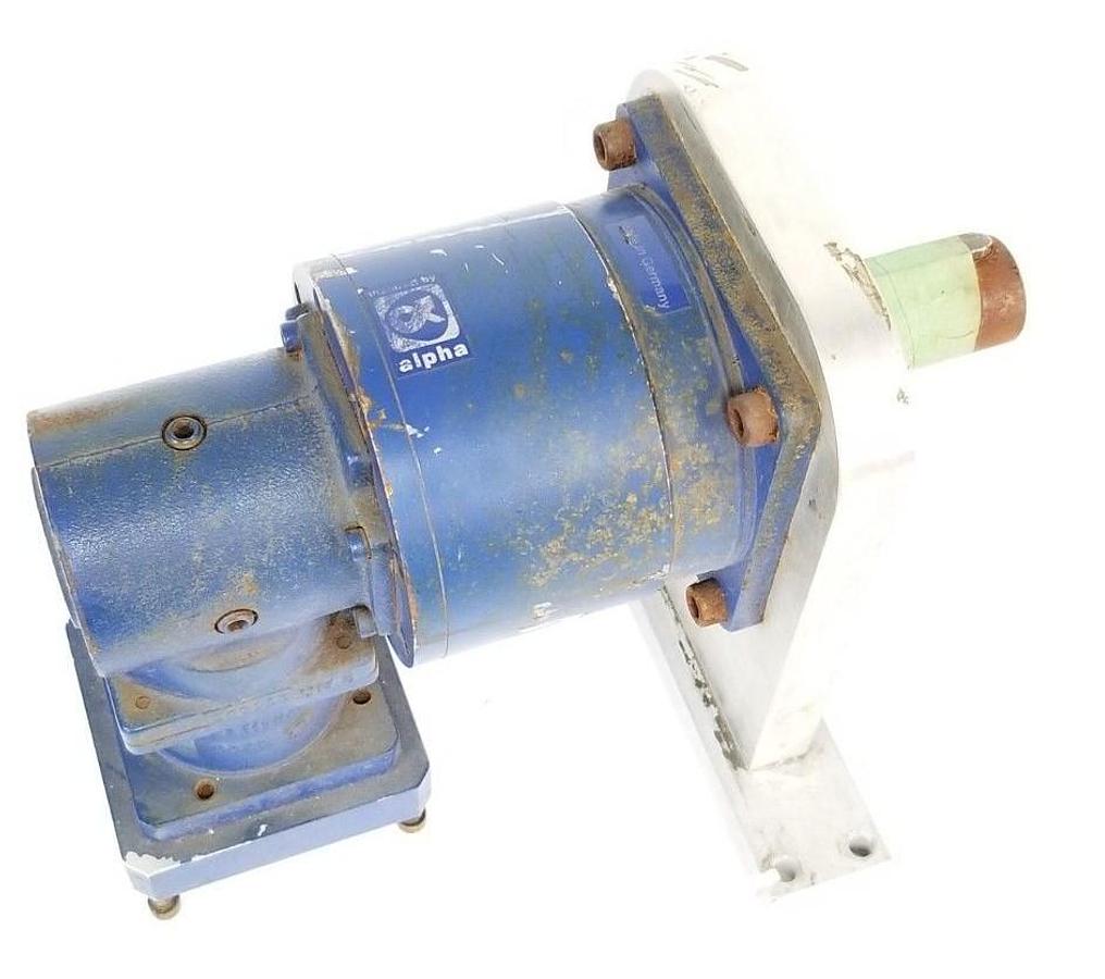 Used ALPHA SPK 140-MF3-140-131-000 GEAR REDUCER 140 RATIO 20014115 SPK140MF3140131000