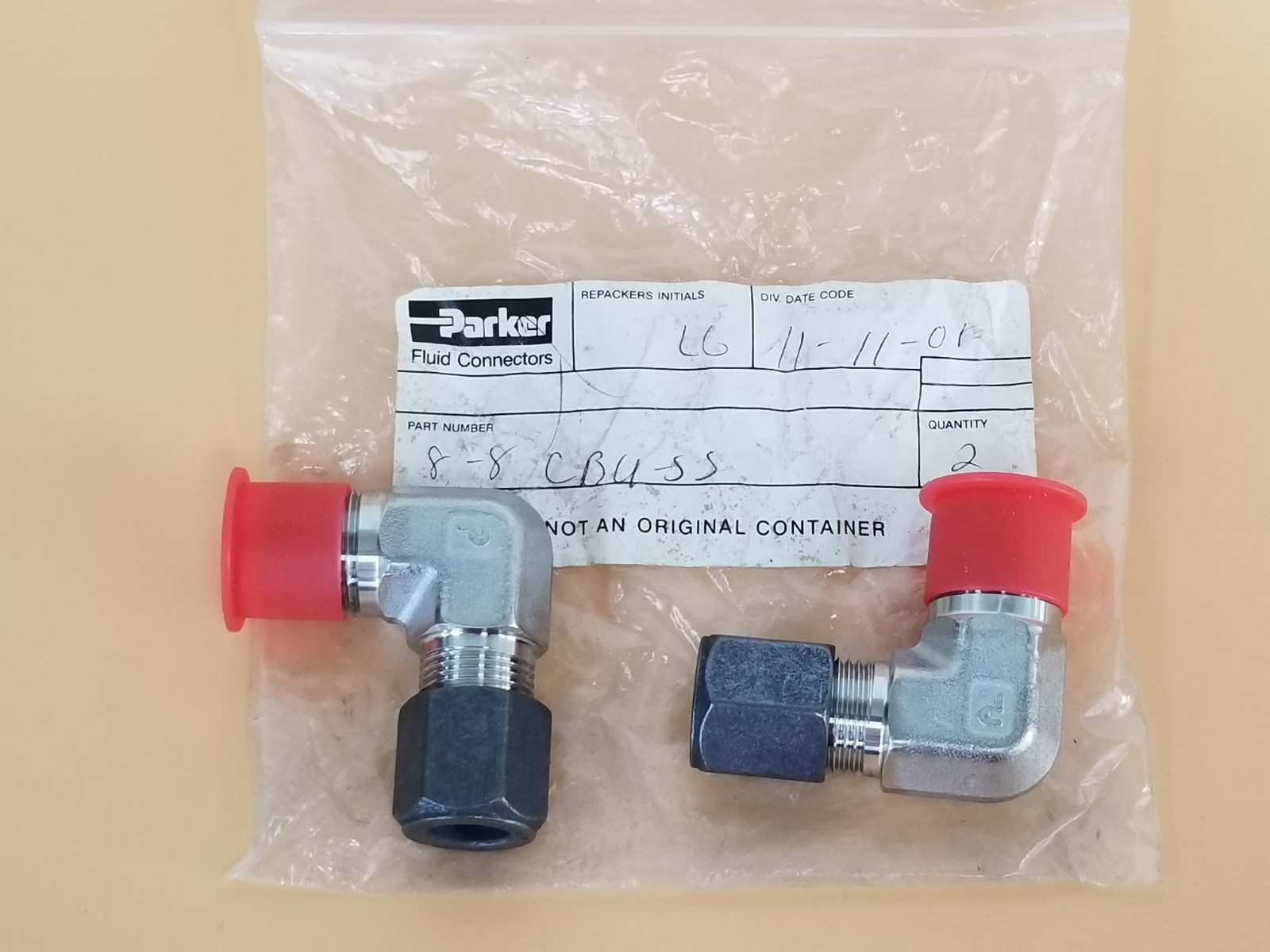 Used LOT OF 2 NEW PARKER 8-8 CBU-SS COMPRESSION MALE ELBOWS, 90°, 1/2" NPT, 88CBUSS