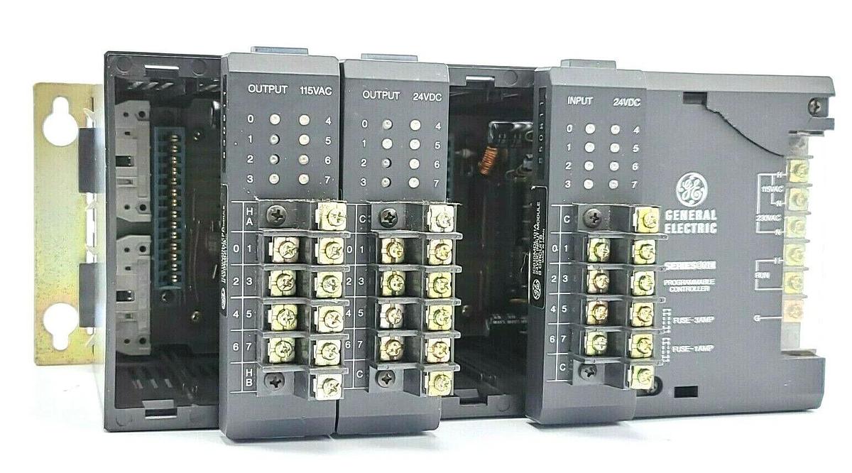 Used GE FANUC IC610CHS100A RACK W/ POWER SUPPLY, IC610MDL175A, IC610MDL101A