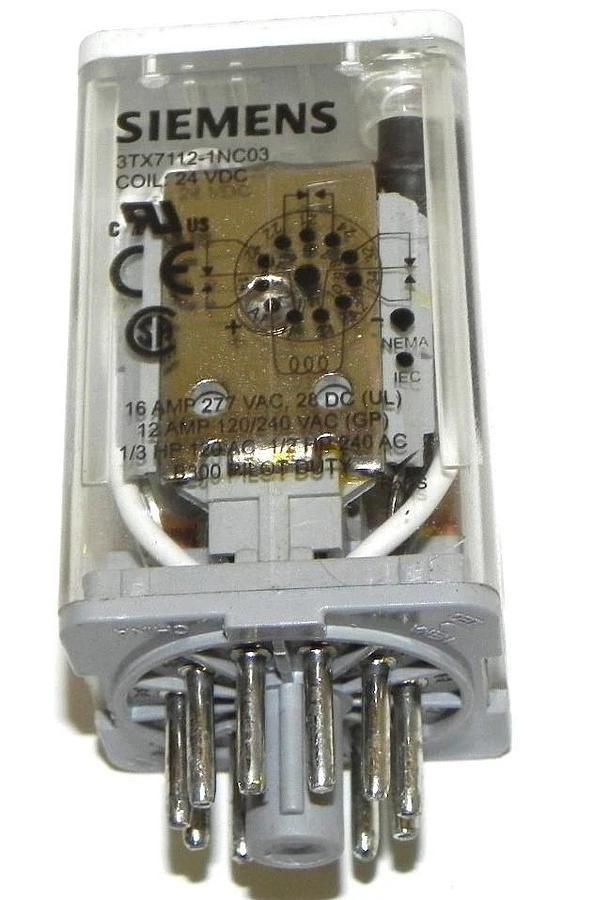 Used SIEMENS 3TX7112-1NC03 RELAY, COIL 24VDC, 3PDT, 11 PIN, PUSH BTN. DOOR, LED, FLAG