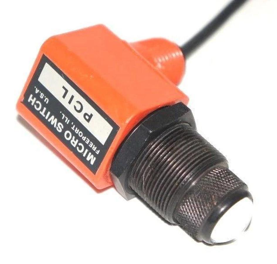 NEW MICRO SWITCH PC1L PHOTOELECTRIC SENSOR