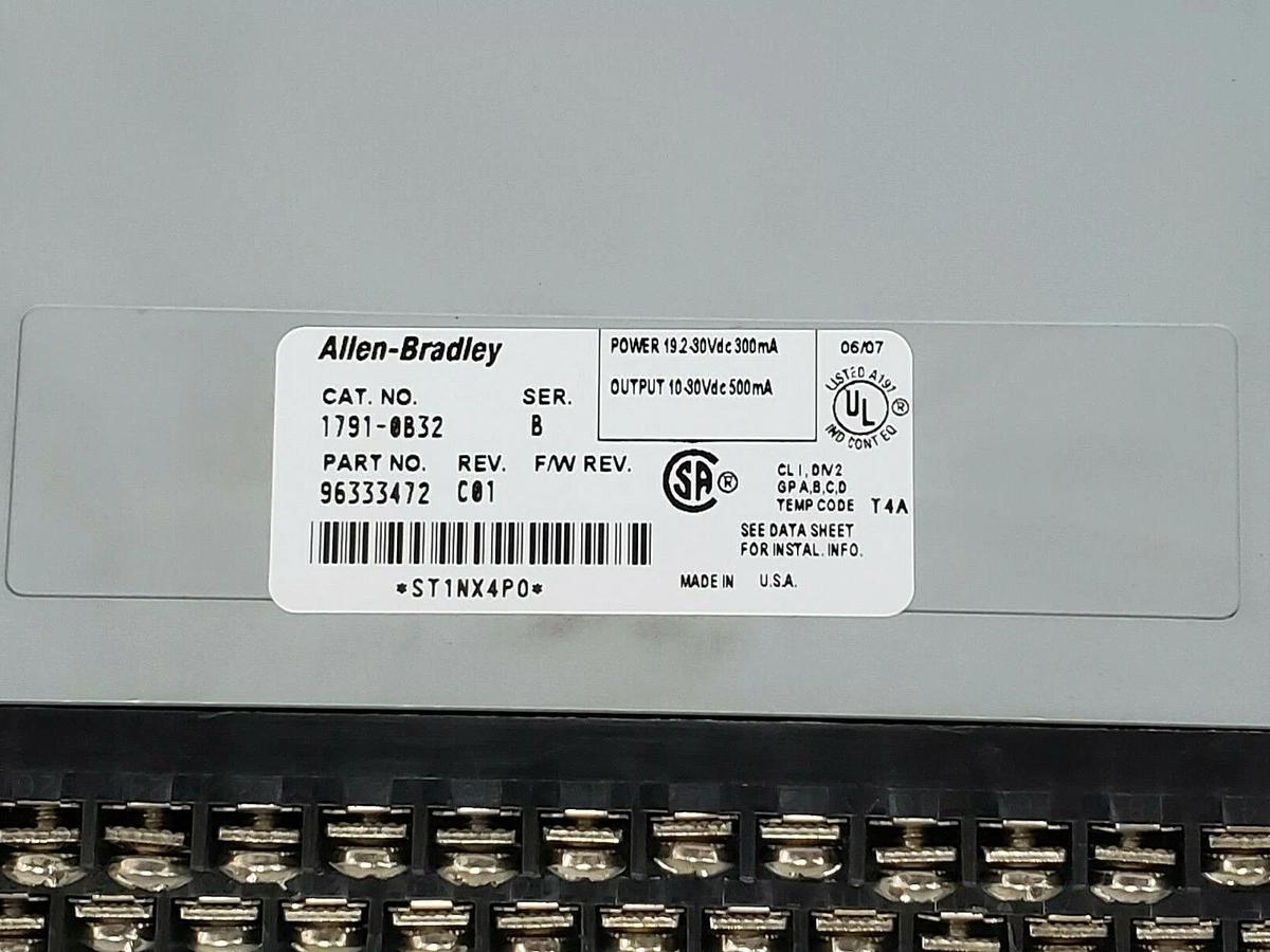 Used ALLEN BRADLEY 1791-0B32 I/O BLOCK 24VDC SER. B, P/N: 96333472 REV. C01