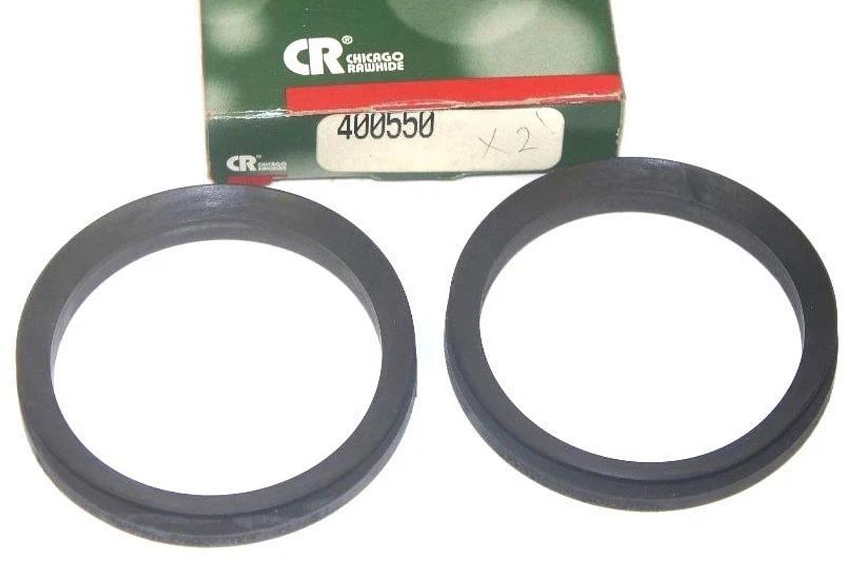 Used NIB CHICAGO RAWHIDE 400550 OIL SEALS (BOX OF 2)