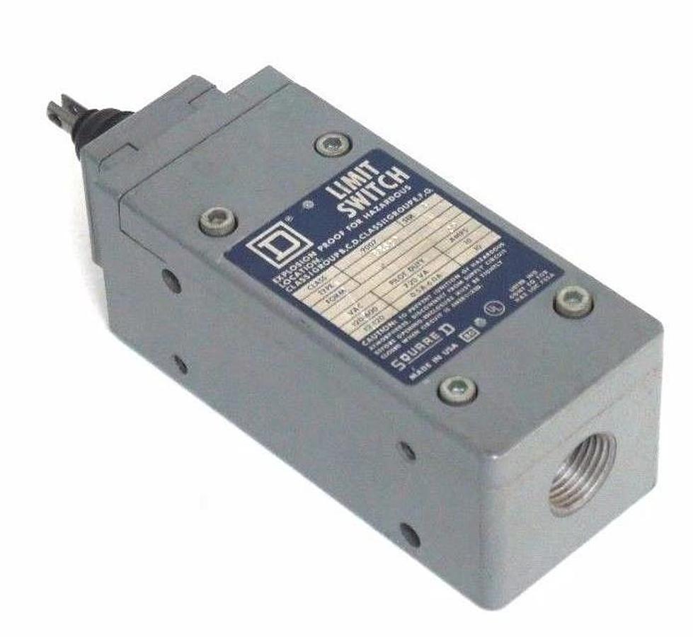 Used SQUARE D 9007-BR53D LIMIT SWITCH SER A 9007BR53D
