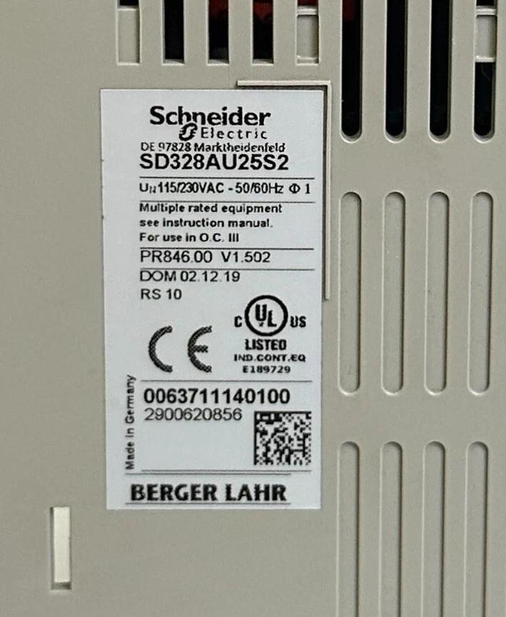 Used SCHNEIDER ELECTRIC SD328AU25S2 STEPPER MOTOR DRIVE SD3 28 115/230VAC W/ FILTER
