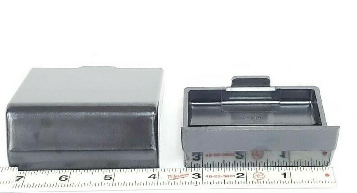 LOT OF 2 NEW GE 622C501-P1 CIRCUIT BREAKER "X" RELAY COVERS 622C501 622C501P1