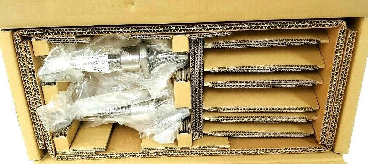 Used BOX OF 2 NEW THK BTK2005V-2.6ZZ+210LT-H1KG BALL SCREWS AIH06115