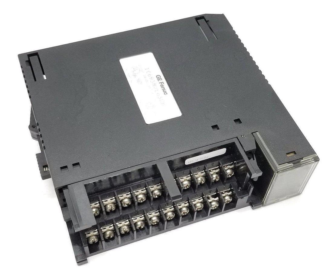 Used GE FANUC IC693MDL630B INPUT MODULE 24VDC, 8PT POS LOGIC