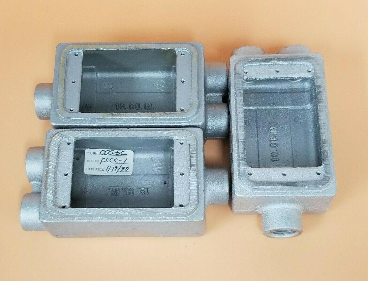 Used LOT OF 3 NEW APPLETON FSCC-1 CONDUIT BOXES FS UNILETS 1/2 IN. TYPE CC 18 CU. IN.