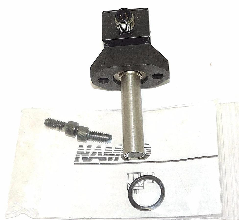 Used NIB NAMCO MODEL EE210-18744 CYLINDICATOR SENSOR EE21018744 PROBE: 2.062