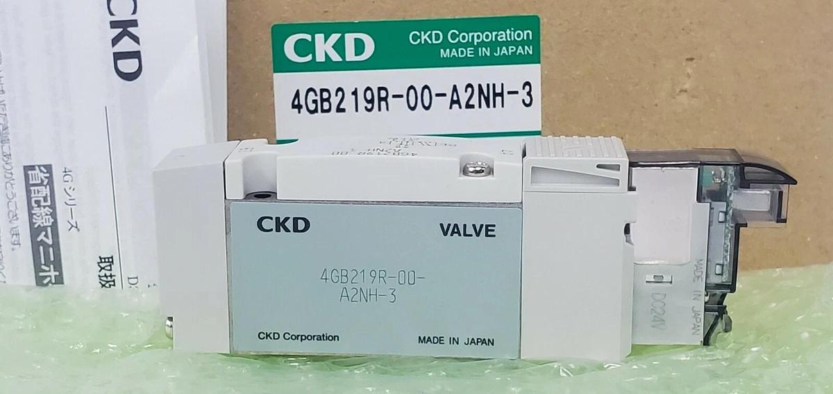 Used NIB CKD 4GB219R-00-A2NH-3 VALVE MANIFOLD 4GB219R00A2NH3, DC24V