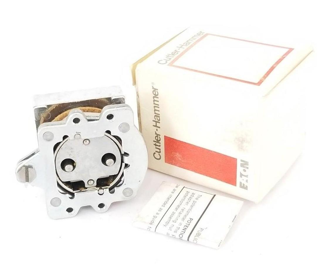 NIB EATON CUTLER-HAMMER E30AF COMPACT PUSHBUTTON OPERATOR