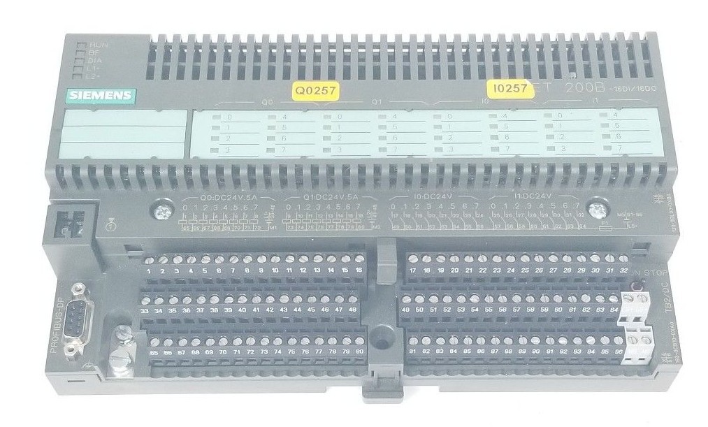 Used SIEMENS ET 200B-16DI/16DO MODULE 6ES7 133-0BL00-0XB0, 6ES7 193-0CB10-0XA0
