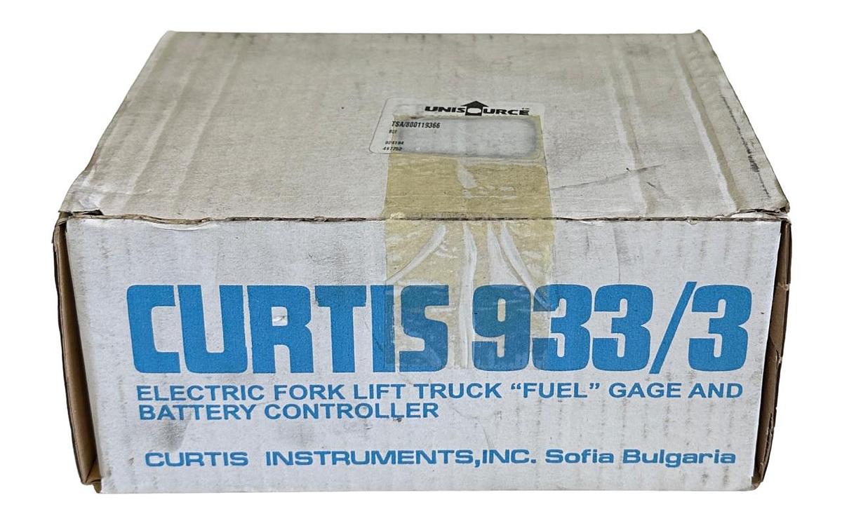 Used NEW CURTIS 800119366 / 933/3D48 OEM 933/3 FUEL GAGE AND BATTERY CONTROLLER