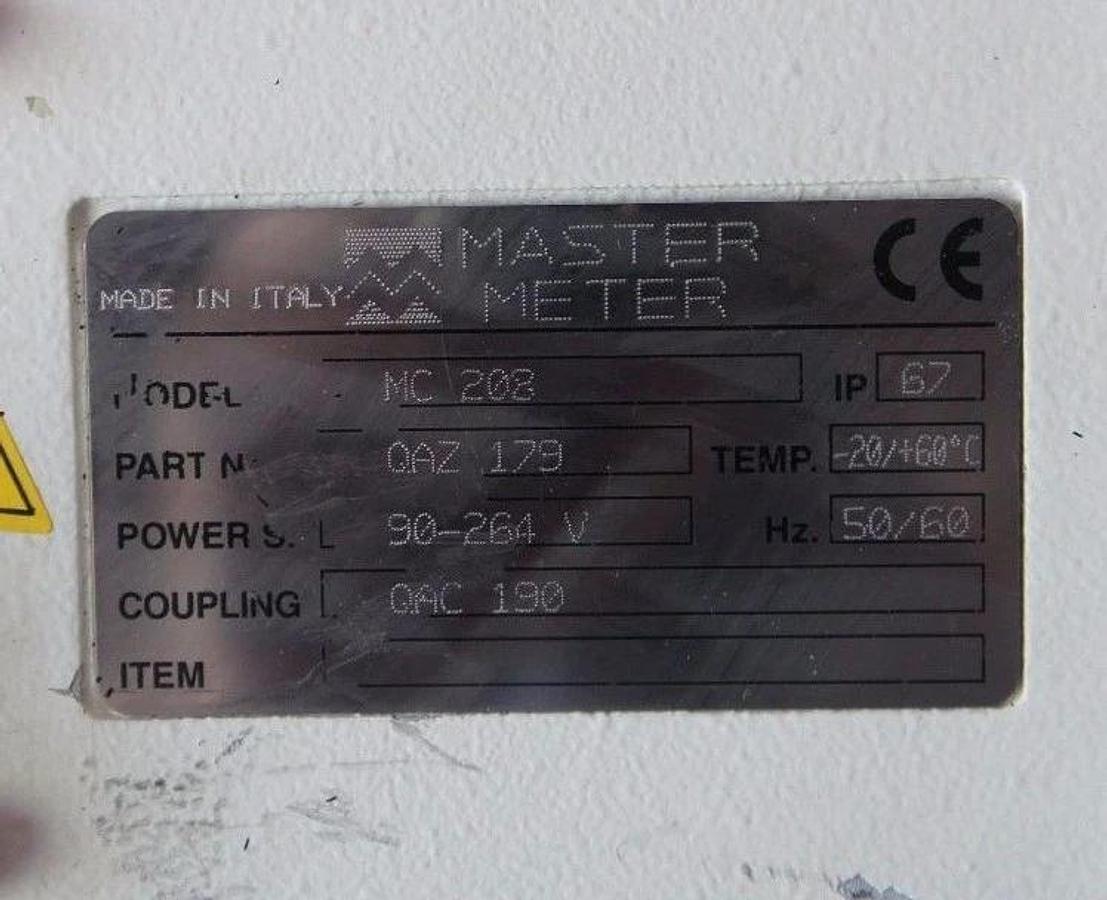 NEW MASTER METER MODEL: MC 208 P/N: QAZ 179 CONVERTER ELECTROMAGNETIC FLOW METER