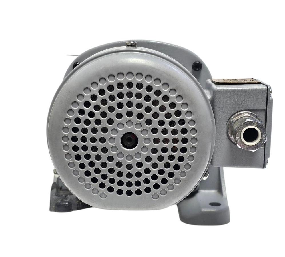 Used Nissei GTR G3L32N600-BBH1 1-Phase Induction Gearmotor Parallel Shaft Ratio 600:1