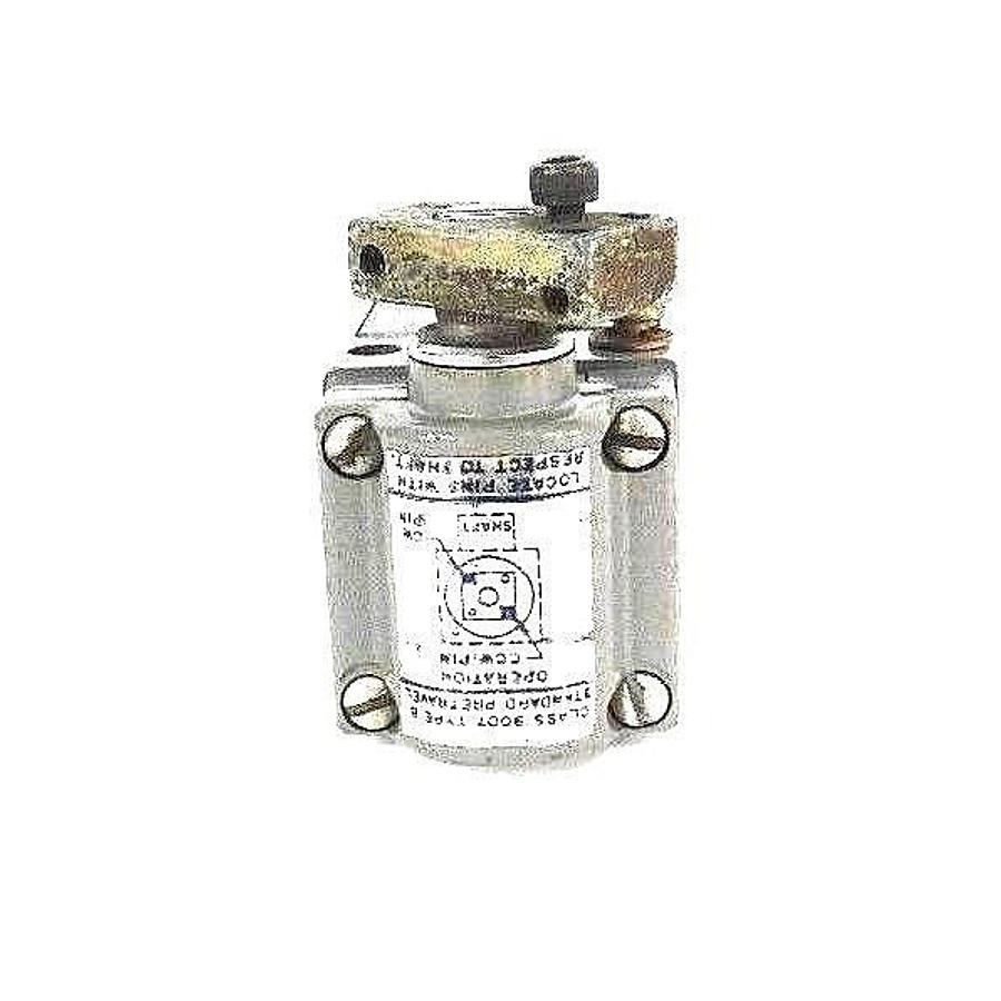 Used SQUARE D 9007-B62B LIMIT SWITCH SER. B, FORM: GK W/ OPERATING HEAD
