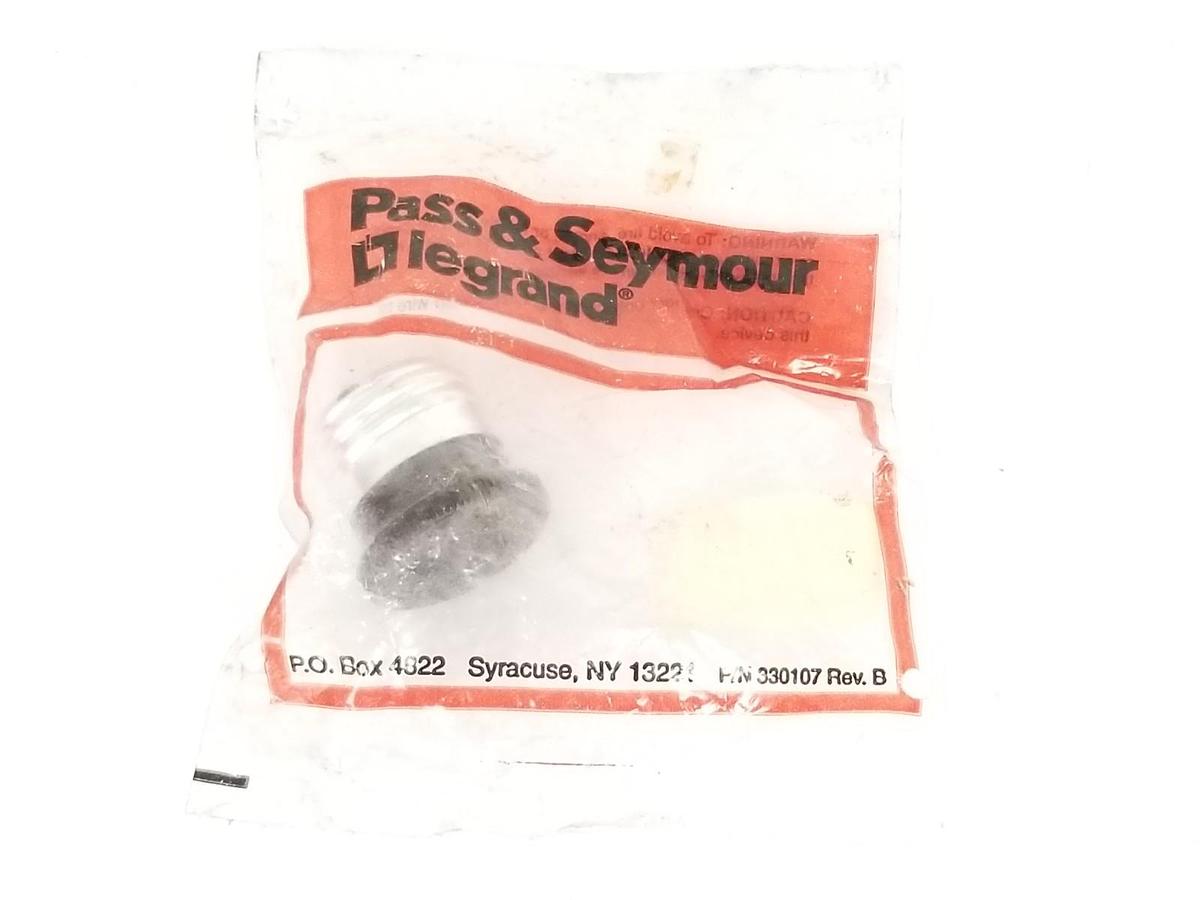 Used NEW PASS & SEYMOUR 125 LAMPHOLDER TO OUTLET ADAPTOR