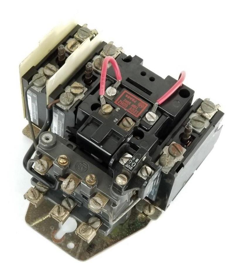 Used ALLEN BRADLEY 709-AOB103 NON-REVERSING STARTER SER. K SIZE: 0 W/ 70A86 COIL